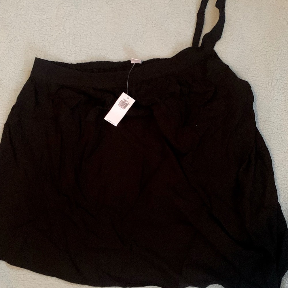 Cute one shoulder top